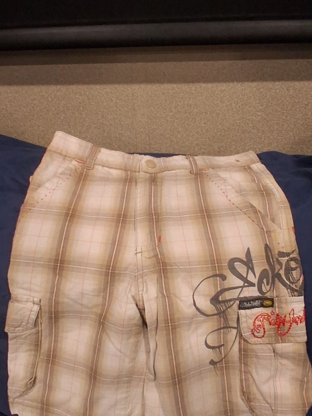 Ecko Unlimited Plaid Cargo Shorts in Beige and Tan with Graffiti Accent
